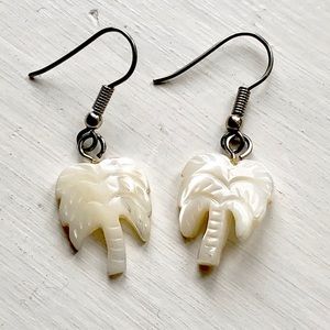 Handmade White Palm Tree Earring Faux Pearl 🌴